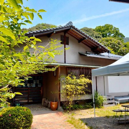 88 House Hiroshima Hotell Exteriör bild